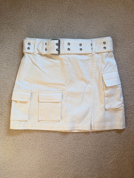 Juicy Couture Dresses & Skirts - Juicy Couture White Cargo Mini Skirt with Belt, 27 NWOT